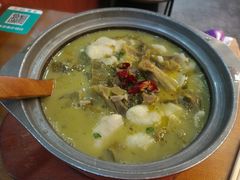 -周鱼小馆石锅酸菜鱼(活力汇店)