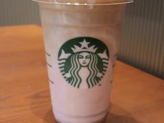樱花季特饮-星巴克(广州中华广场B1层店)