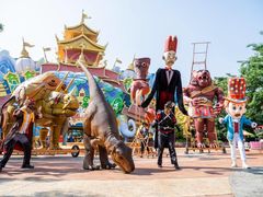 -七彩云南欢乐世界