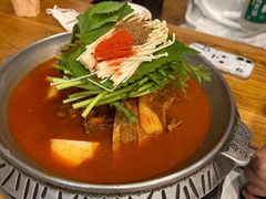 -喇喇排骨火锅·传统韩式脊骨汤(望京西园总店)