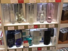 -关西国际机场直营免税店