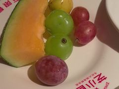 -芝小官毛肚火锅海鲜自助(苏州吴江区万宝店)