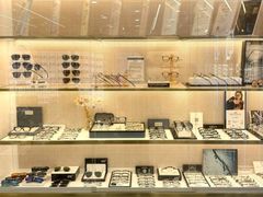 -世纪大明眼镜·蔡司战略授权店(汉街店)