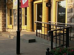 -Max Mara(王府井奥莱·香江小镇店)