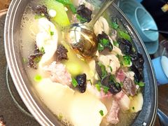 -蜜桃餐厅·伴山(湖滨商业街店)