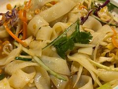 -巴扎美食·新疆菜·西域歌舞表演餐厅(新疆大厦店)