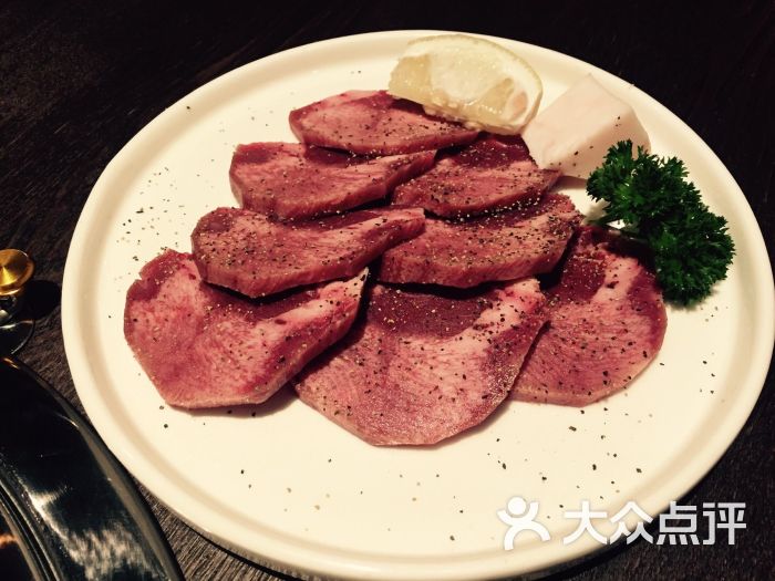 万福日式炭火烤肉牛舌图片 - 第1张
