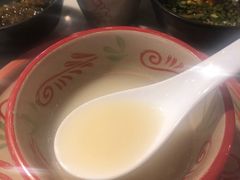 -尚尚仙·酸汤猪手·猪肚鸡火锅(华联万柳购物中心店)