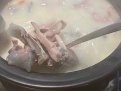 -大匠工房古船木艺术餐厅·猪肚鸡专门店(长白仙岛店)