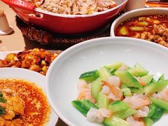 -渝信川菜 · 川味家常菜(财富购物中心店)