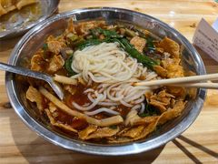 -柳州肥姨妈大骨螺蛳粉(曹路店)