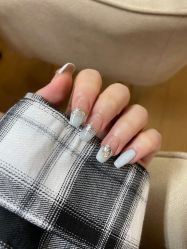 -UGIRL有个美甲