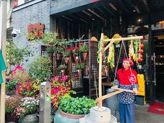 -吴越荣记苏州菜·松鼠桂鱼100%活鱼现做(斜塘老街店)