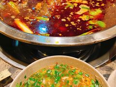 全红味锅底-肖肖酸萝卜鱼火锅(总店)
