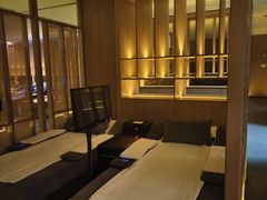 -涨巢·潮玩水疗局