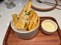 -阿妮叶李(光谷世界城店)