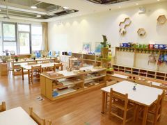 -乐融婴幼儿成长中心(四季青校区)