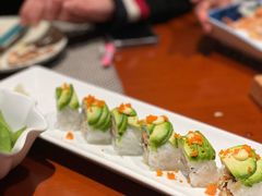 软壳蟹牛油果卷-乾山寿司(好运街店)