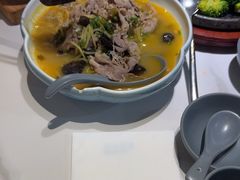 秘制酸汤肥牛-鹿港小镇(悠唐店)