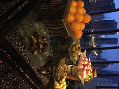 凌璇阁-广州花园酒店-凌璇阁360度高空海鲜自助餐CAROUSEL