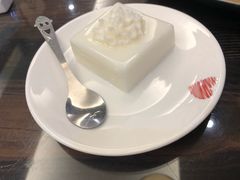 杏仁荷豆腐-堂宴·老厦门私房菜(1988仙岳总店)