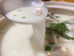 -天乐农家鱼头王(天目湖店)