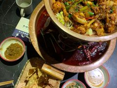 -巴四老城区炭火蛙锅(张江店)