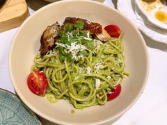 青酱松子鸡肉面-CRAZYONES克芮旺斯西班牙餐厅(苏州中心店)
