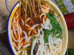 土豆粉-勃利地摊·勃立小串烧烤