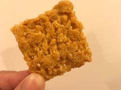 蟹香蛋黄锅巴-上海哈尔滨食品厂(淮海中路店)