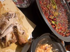 -江城小馆陕南妈妈菜·全球旅行餐厅(钟楼店)