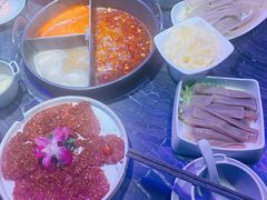 -热火朝天鲜切牛肉火锅(南强街巷店)