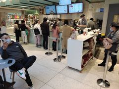 -奈雪的茶(亨特国际广场店)