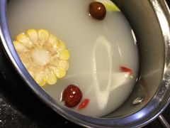 玉米猪骨汤底-汤响自助回转火锅百汇(乐峰广场店)
