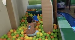 -绿野星空儿童乐园