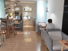 大堂-黑石咖啡(小十字店)