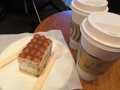 -星巴克(七宝领展广场1F店)