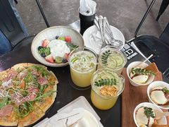 -锅炉咖啡·西餐·音乐酒厂