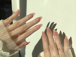 -Miss·A日式美甲美睫