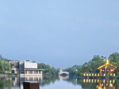 -上海怡沁园度假酒店