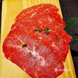 牛角是北京非常知名的烧肉品牌店，深受大众的喜爱