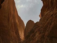 -天山神秘大峡谷