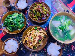 -苗湘食府(十年店)