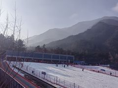 -大别山南武当滑雪场