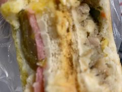 奶酪三角面包配豆浆-味多美蛋糕(马家堡永辉店)