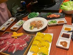 -山之屋炭火烧肉·生啤畅饮(大朗万科中央公园店)