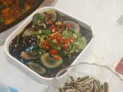 -鲁员外地锅鸡地锅鱼(古墩路店)