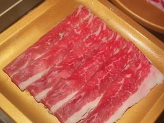-牛YO寿喜烧·铁板烧和牛火锅自助(市府恒隆店)