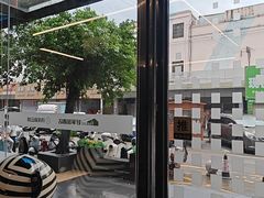 -好家园酒店(深圳坪山技术大学地铁站店)