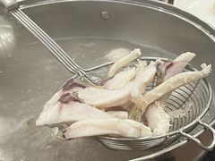 脆皖鱼腩-正能量脆肉鲩火锅